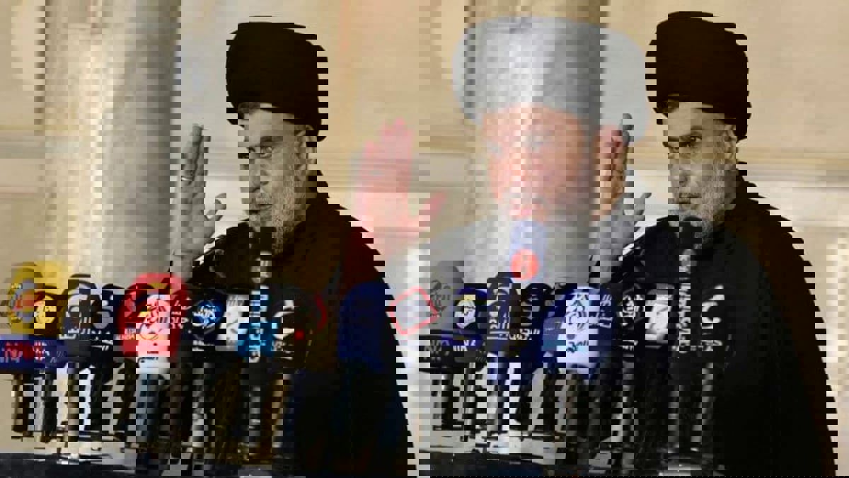 جدل النشيد الوطني يعود للواجهة في العراق.. ومقتدى الصدر يؤيد كاظم الساهر