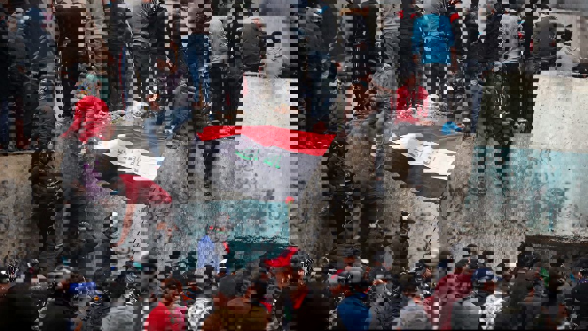 بغداد التي تنتفض على طهران... ومعها بيروت!