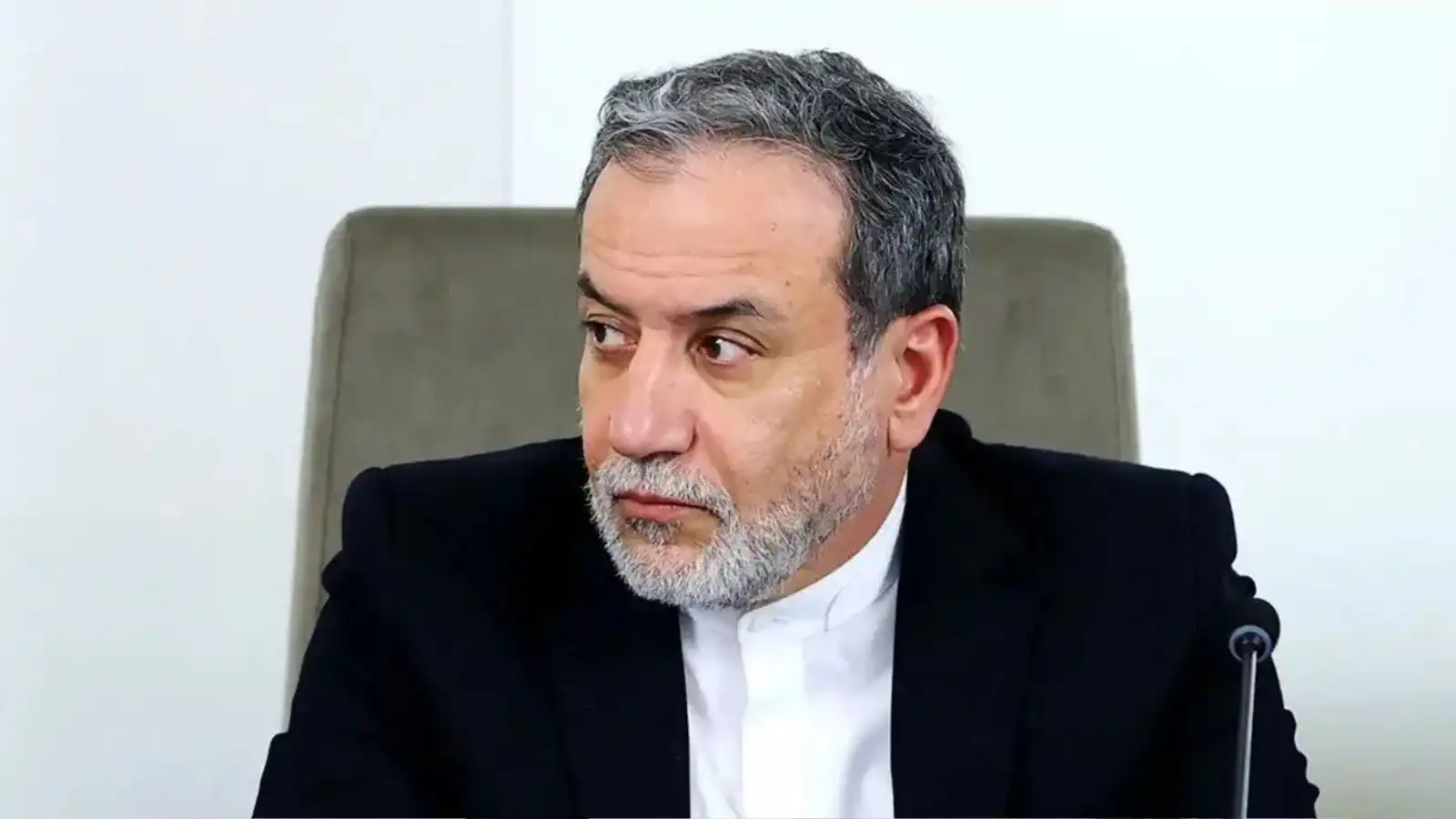 عراقجي ينفي التواصل مع ويتكوف لاستئناف المفاوضات