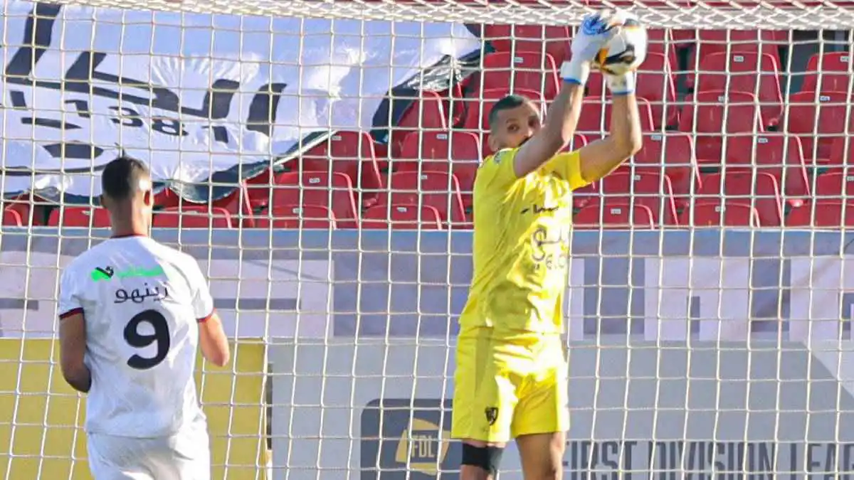 هدف حارس بنفيكا يتكرر في دوري يلو (فيديو)