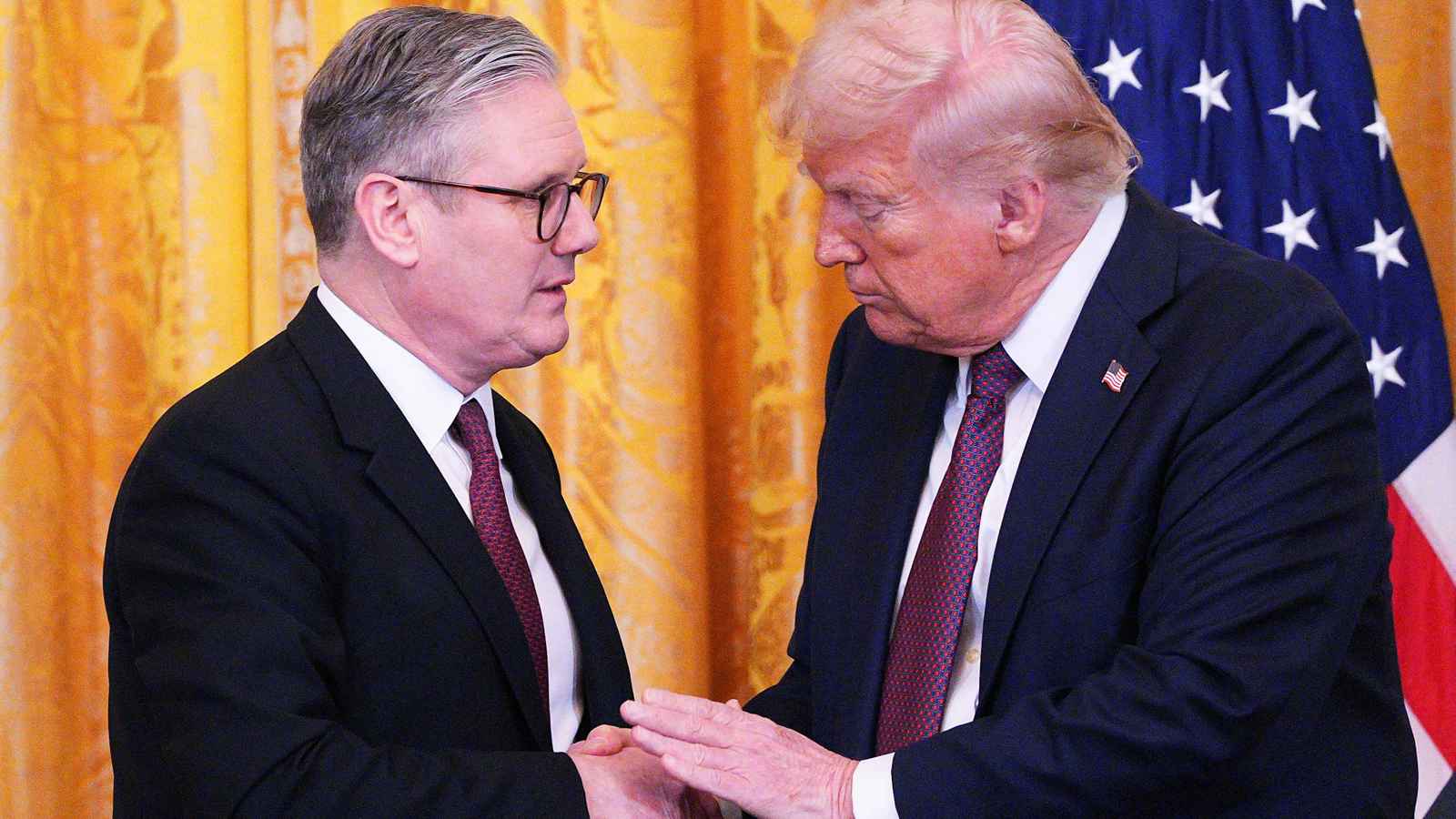 "وول ستريت جورنال": ترامب يلين تجاه أوكرانيا من دون التزامات أمنية