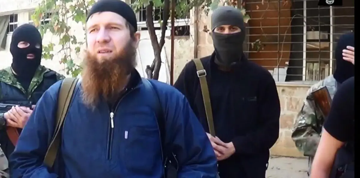 عمر الشيشاني.. كيف تحوّل الجورجي صاحب اللحية الحمراء إلى داعشي؟