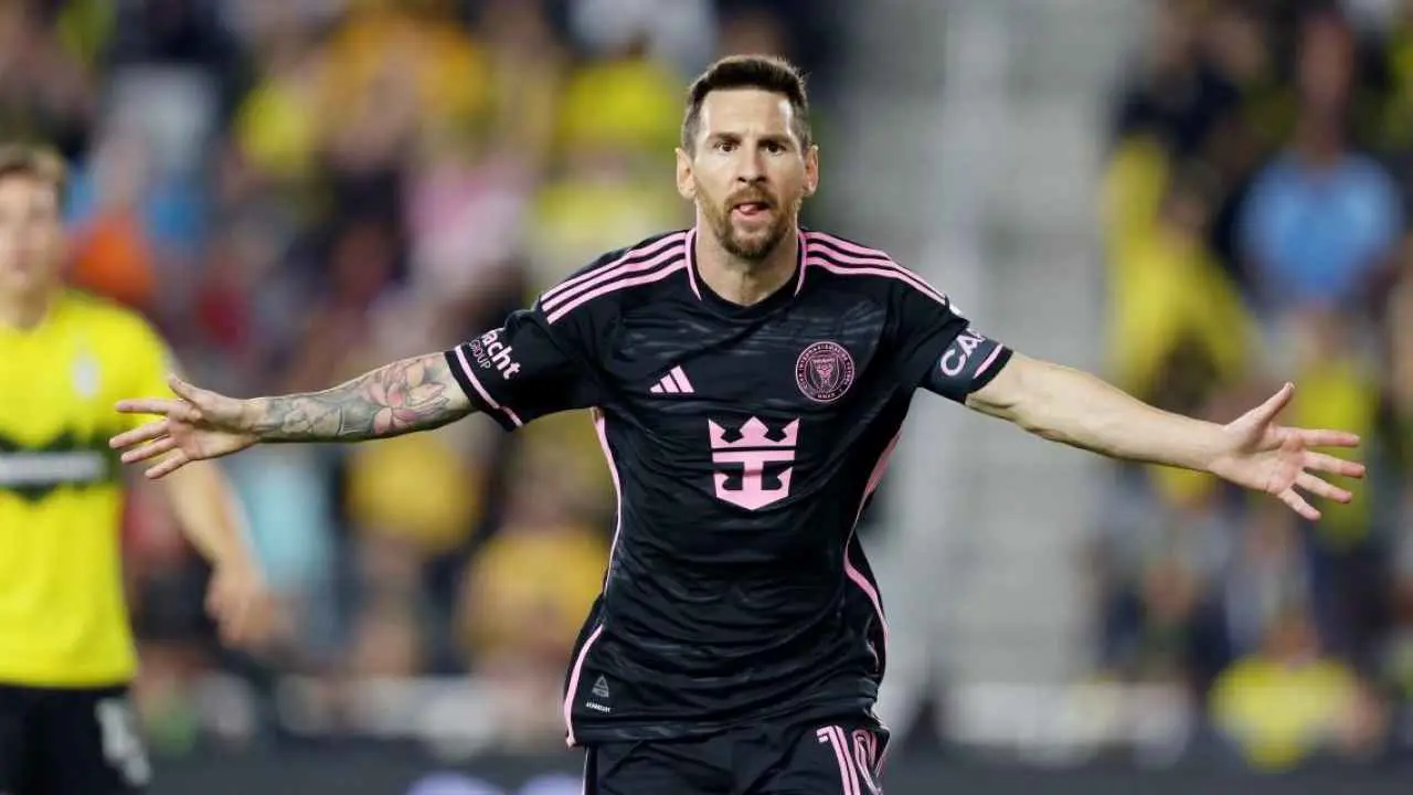 "الفيفا" يجهز مفاجأة مدوية من أجل ميسي