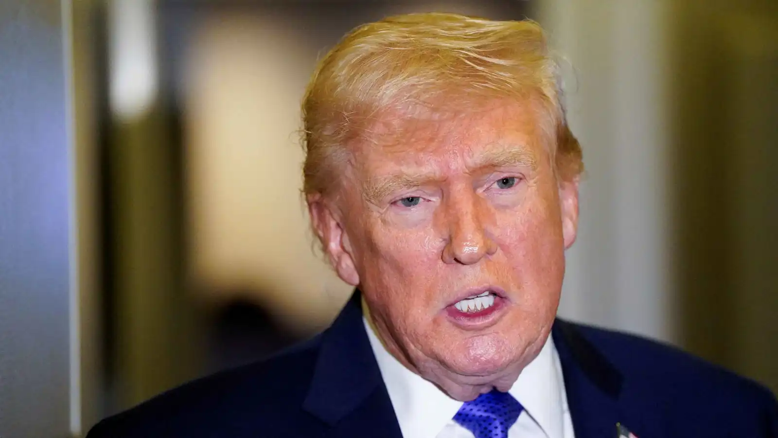 ولايات أمريكية تقاضي إدارة ترامب لإلغاء تجميد تمويل لمشاريع طاقة نظيفة