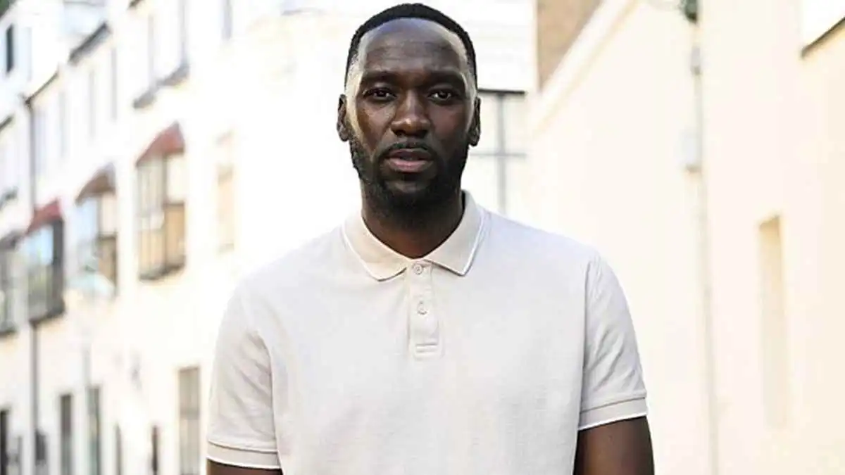 فضيحة مدوية.. لاعب يعترف بكسب الملايين من التلاعب بالمباريات في إنجلترا