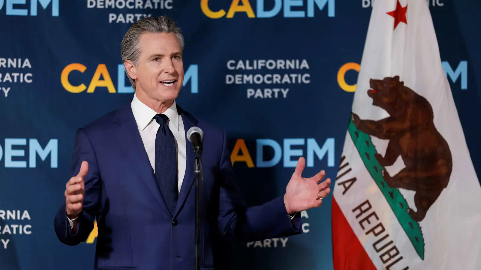 رغم تغيب ترامب.. حاكمان أمريكيان يشاركان في قمة المناخ