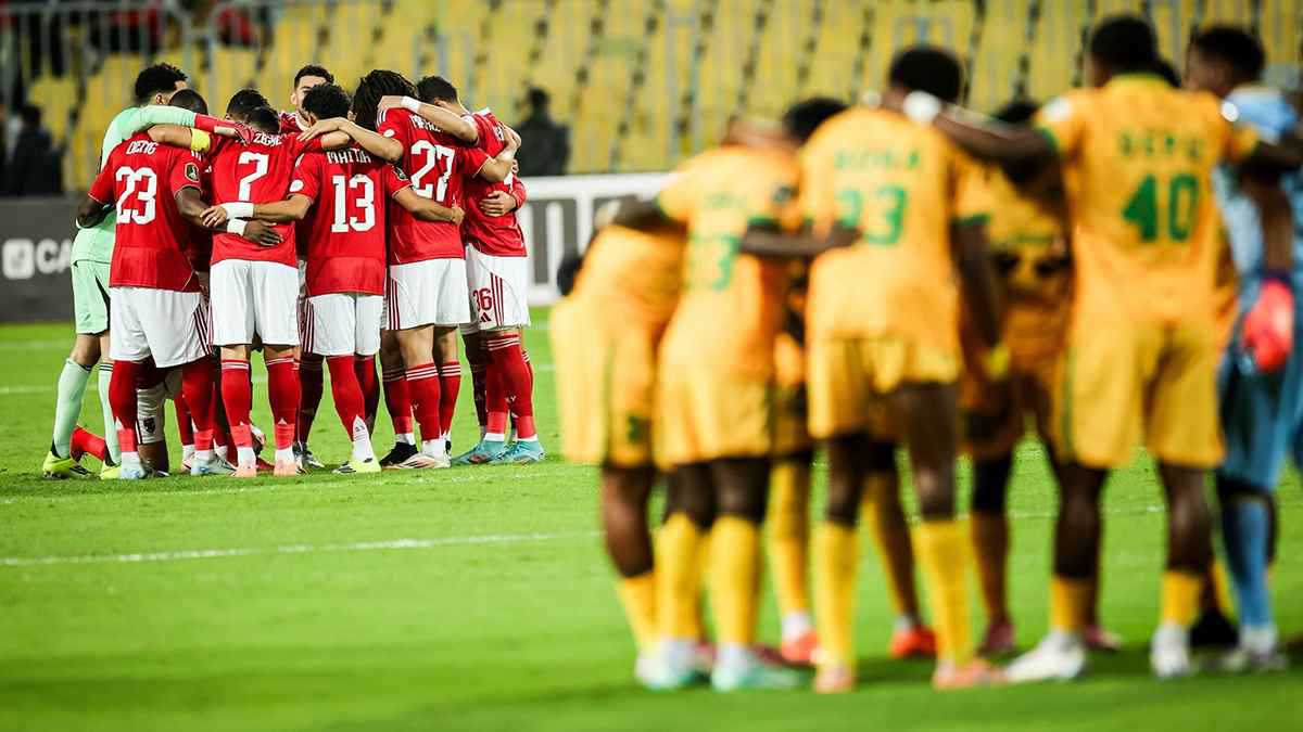 رغم الفوز وتصدر المجموعة.. 3 نجوم يفجرون غضب جماهير الأهلي أمام يانغ أفريكانز 
