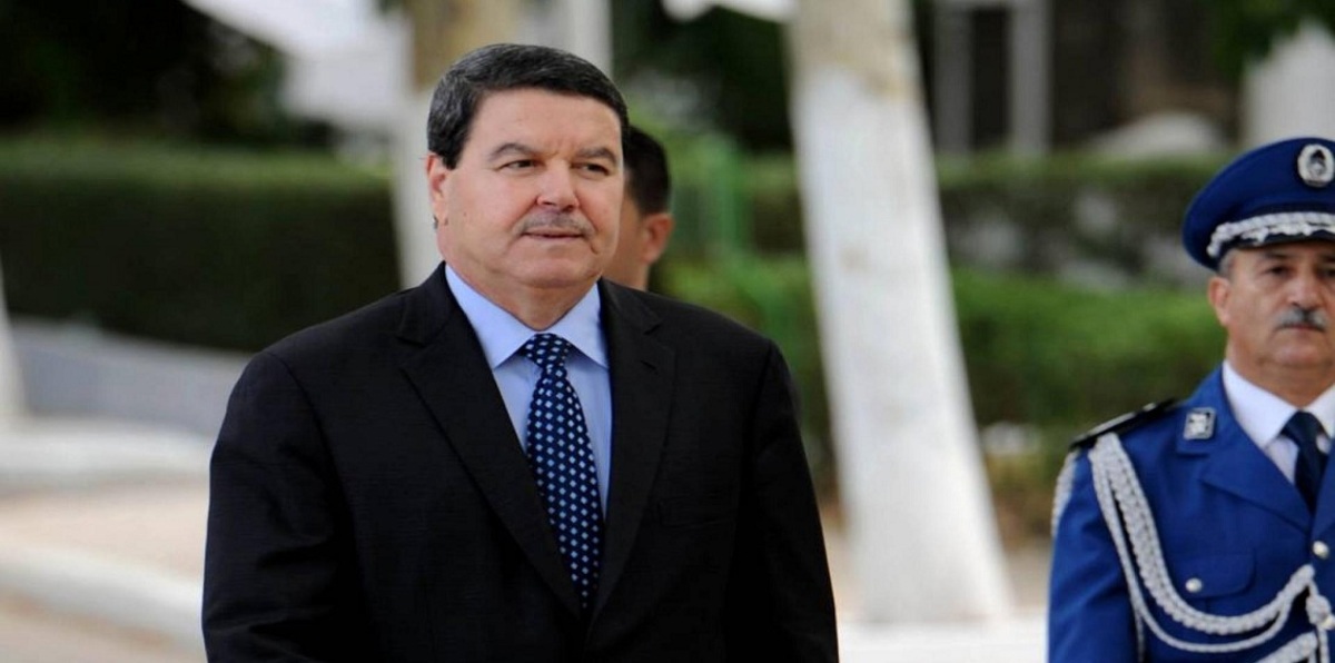 الداخلية الجزائرية تنفي التحقيق مع مدير الأمن المقال