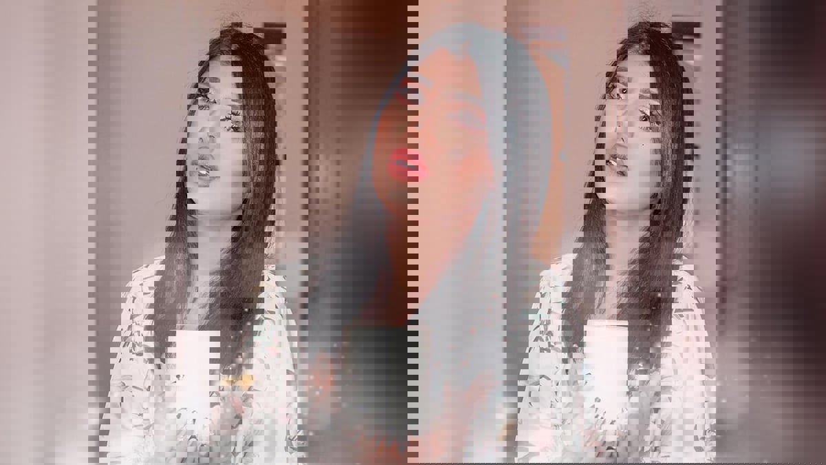 توقيف الفاشنيستا سارة الكندري بتهمة الإساءة للقبائل