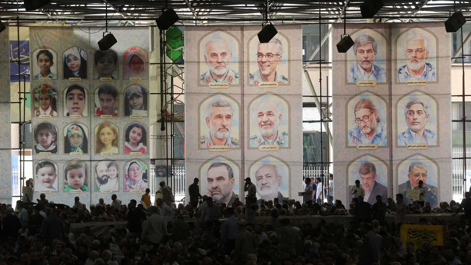 "اختراق الحرّاس".. كيف فتحت إيران أبوابها لإسرائيل من الداخل؟