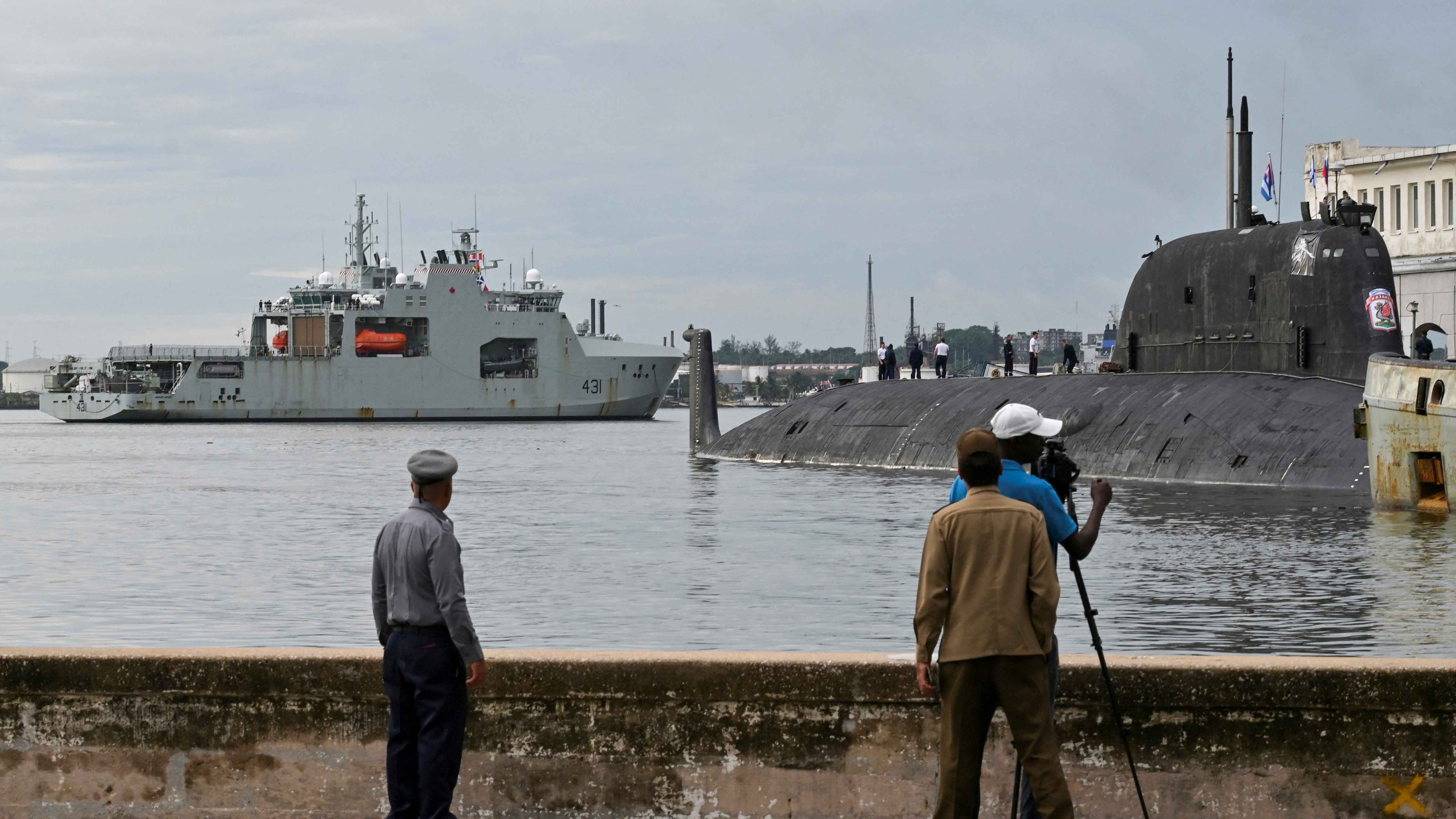 استعادة للأزمة الشهيرة.. موسكو تلمح إلى نشر صواريخ في كوبا