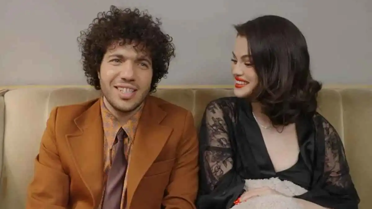 سيلينا غوميز تتحدث عن حلمها في بودكاست زوجها (فيديو)