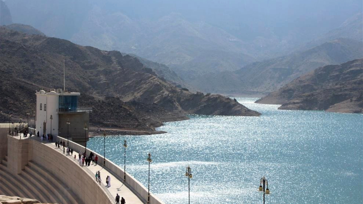 السعودية تنشئ مشاريع سياحية جديدة على بحيرة سد "وادي ترج"