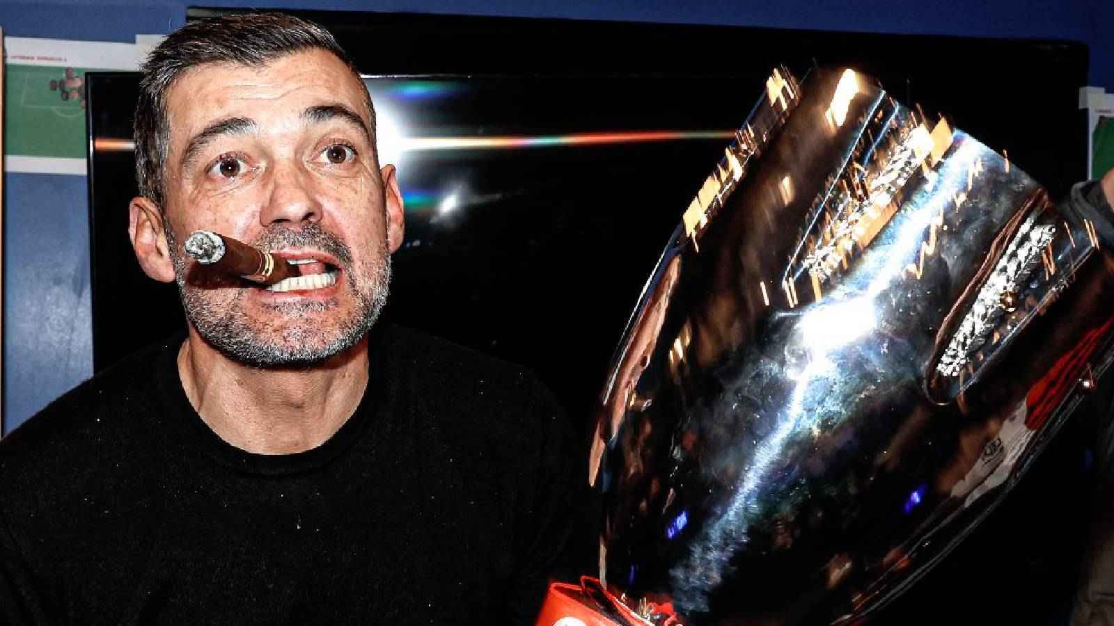 على طريقة "أنشيلوتي" و"غوارديولا".. كونسيساو يحتفل بـ"السيجار" (فيديو)