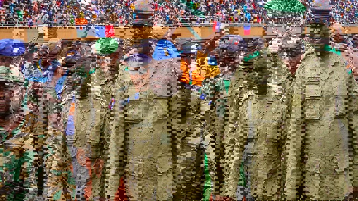 انقلابيو النيجر يطالبون فرنسا بتحديد جدول زمني لانسحابها 