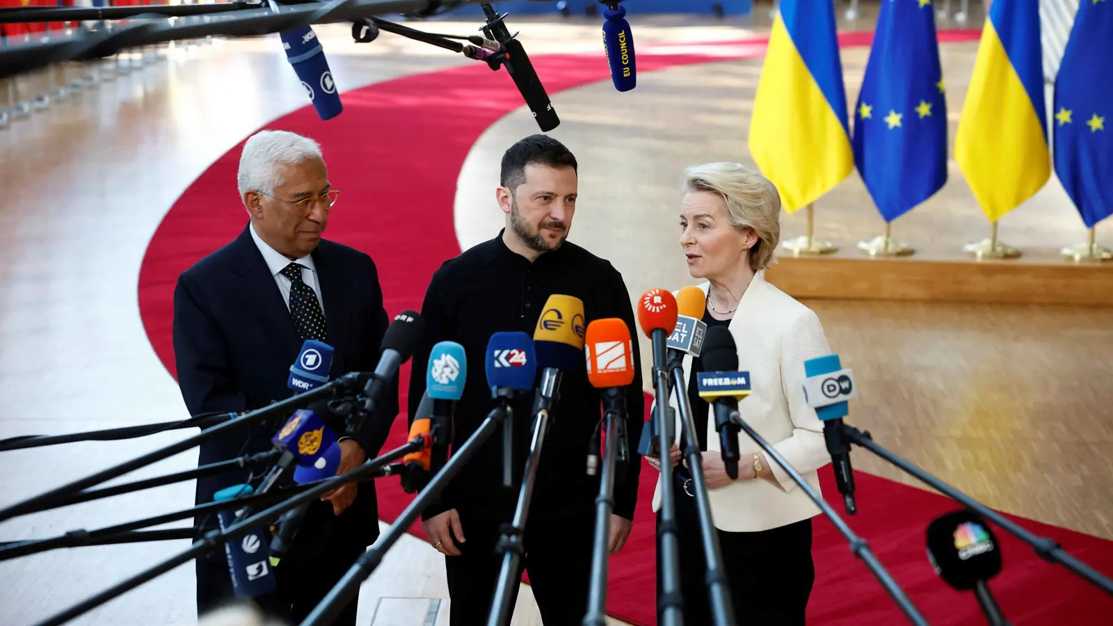 خلافات عابرة للأطلسي.. احتدام المواجهة الأوروبية الأمريكية بشأن أوكرانيا