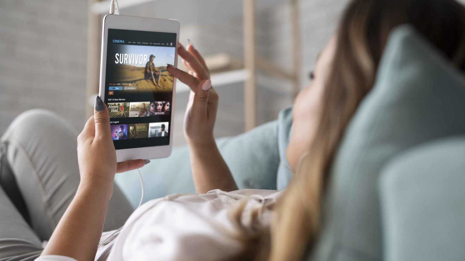 ليس الوقت.. عوامل تحدد تأثير استعمال الشاشات على الصحة النفسية