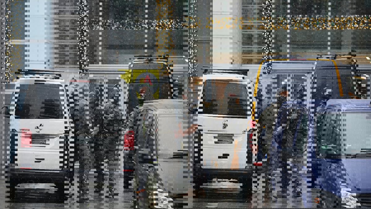 ألمانيا.. مداهمات واسعة تعقب حظر جماعة يمينية متطرفة 