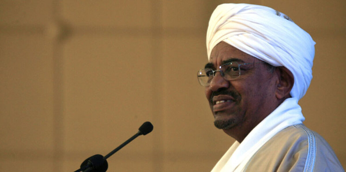 عمر البشير يعلن العام 2020 موعداً للتنحي عن السلطة     
