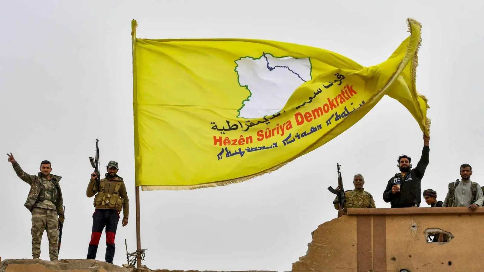 "قسد" تخشى تكرار سيناريو ليبيا في سوريا