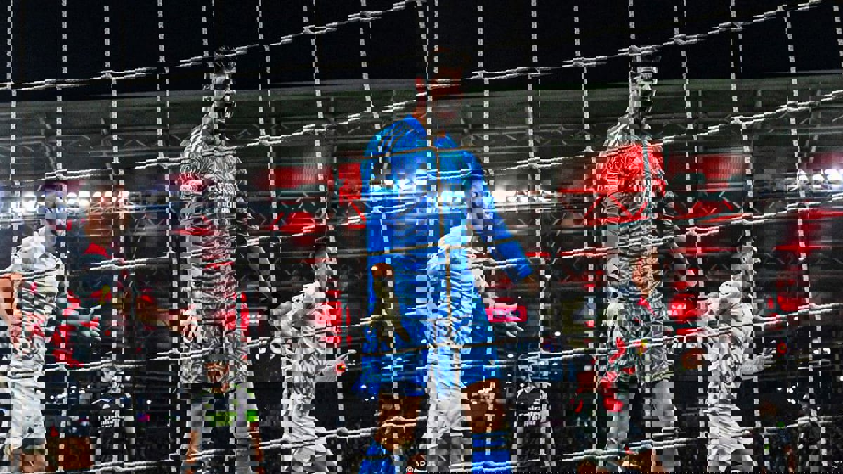 كورتوا يوجه انتقادات قوية لزملائه بعد هزيمة ريال مدريد أمام لايبزيغ