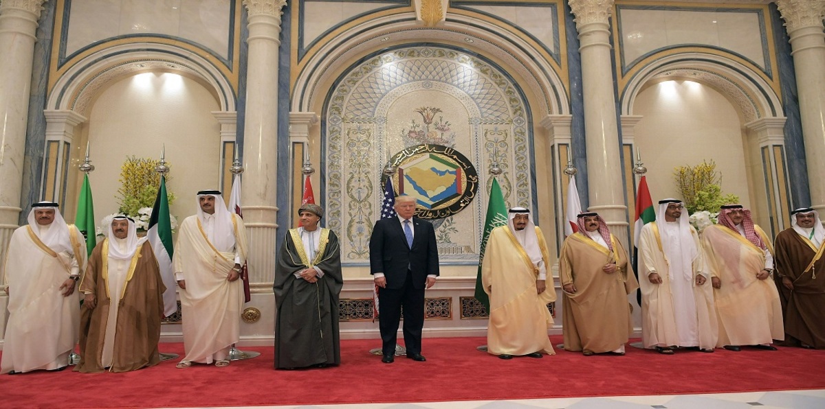 هل يأخذ ترامب بنصيحة "فورين بوليسي" بشأن قطر؟