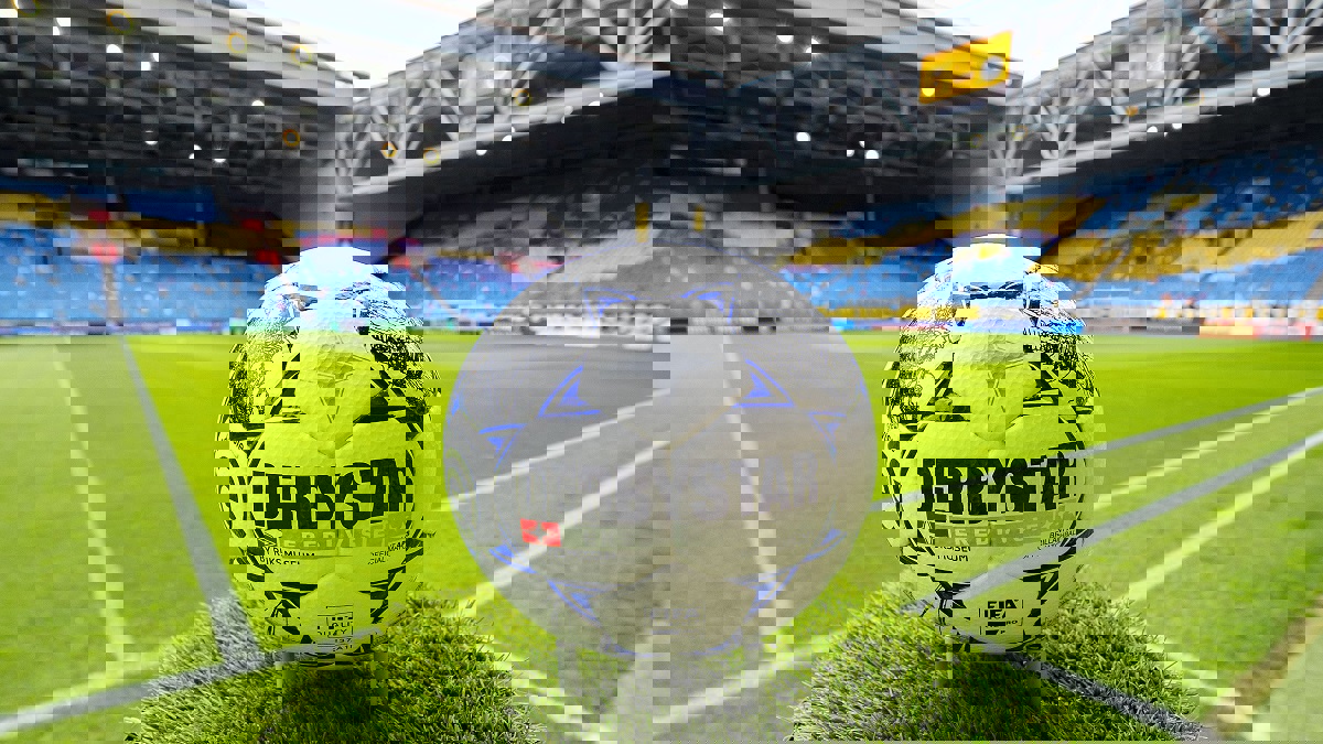 بسبب فيروس كورونا.. ناد يطالب لاعبيه بالتنازل عن راتب 30 يوما