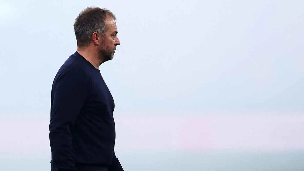 فليك مهاجما التحكيم: نستحق ضربة جزاء واضحة أمام خيتافي