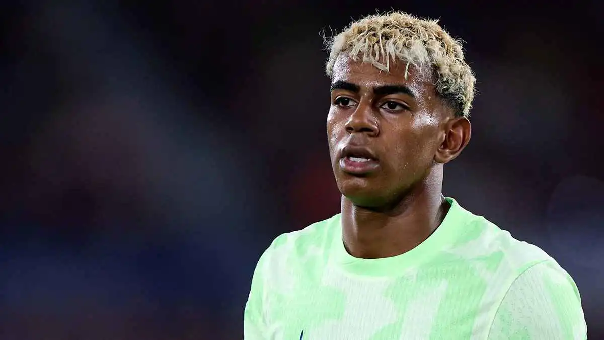 رد فعل لامين يامال بعد هدف راشفورد الخرافي في مرمى نيوكاسل (صورة)