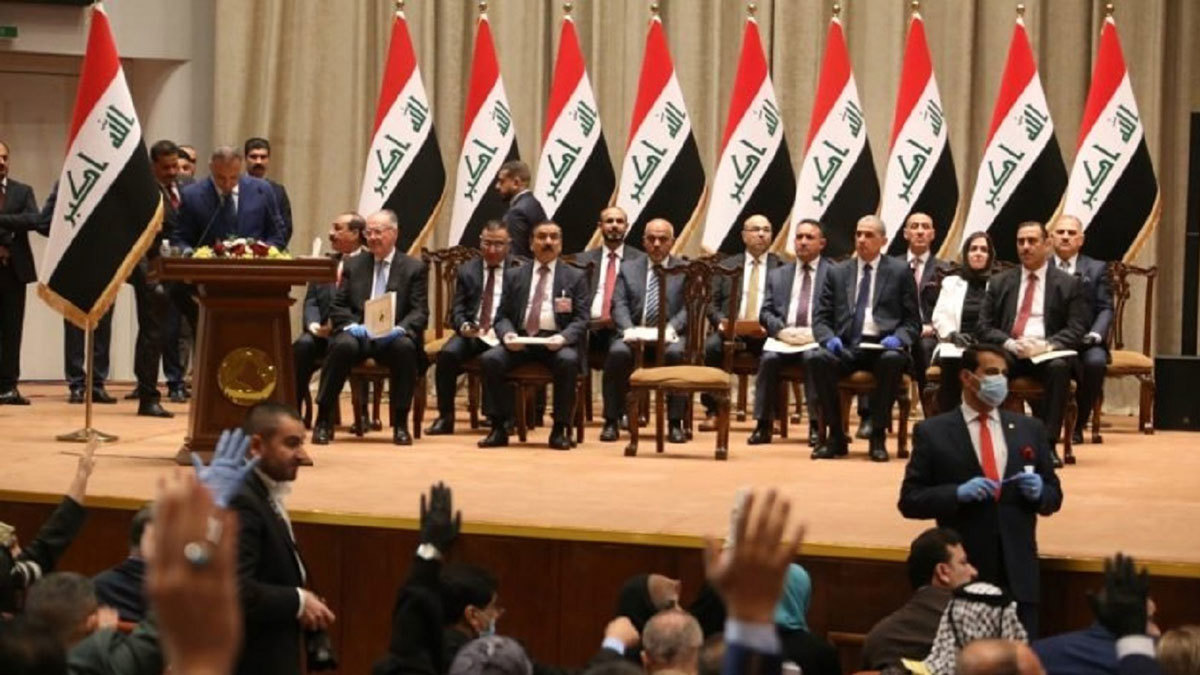 أبرزها أزمة الاقتصاد المستفحلة.. مصطفى الكاظمي يستلم حقائب مثقلة بالتحديات