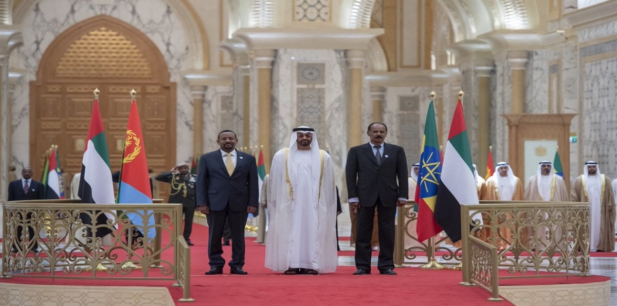قمة أبوظبي تطالب المجتمع الدولي بدعم "سلام" إريتريا وإثيوبيا ‎