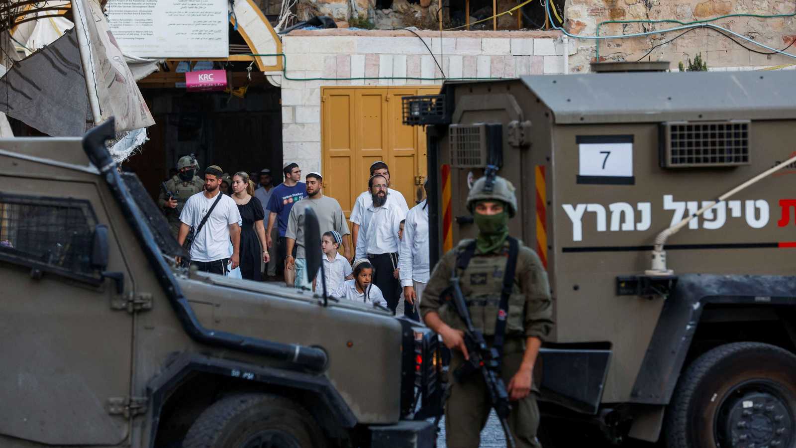 جمعية إسرائيلية تتهم مسؤولًا عسكريًا بارتكاب جرائم حرب في الضفة الغربية