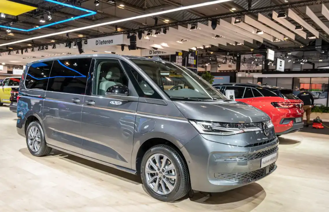 سيارة كيليان مبابي نجم ريال مدريد