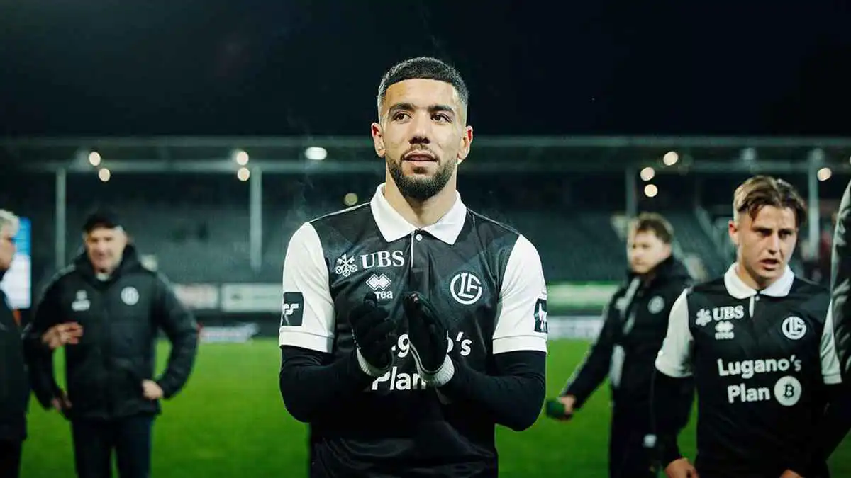 حقيقة مفاوضات الزمالك لضم الجزائري أحمد قندوسي