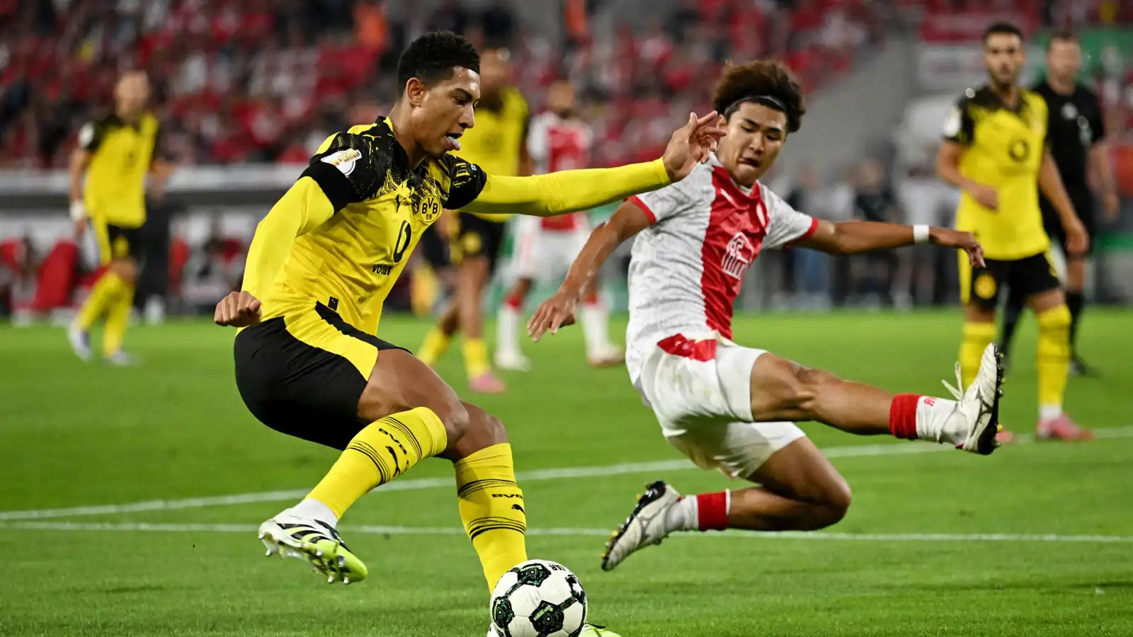 إدارة بروسيا دورتموند ترد على حادثة الاشتباك مع والد بيلينغهام بقرار مثير