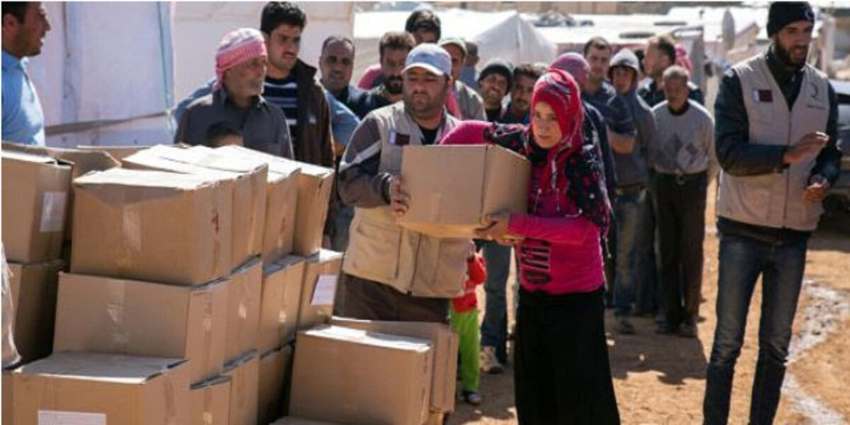 سوريا توافق على إرسال مساعدات إلى 11 منطقة محاصرة وسط مطالب بعمليات إسقاط جوي