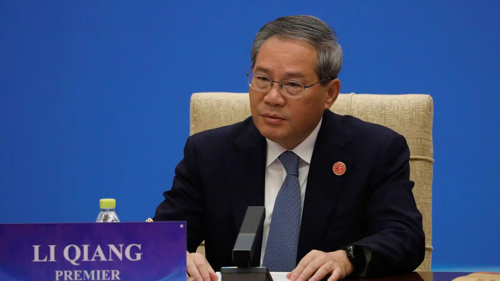 "عواقب مدمرة"..  الصين تحذر من خطر الرسوم الجمركية على الاقتصاد العالمي