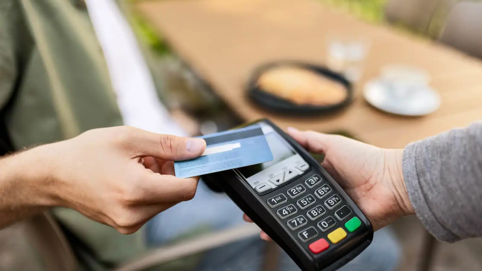 تركيا.. ثغرة قانونية تتيح للزبائن عدم دفع الحساب في المطاعم