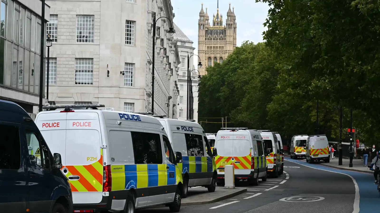 "قضية مرتبطة بإيران".. لندن تعتقل خلية بسبب شخصيات يهودية