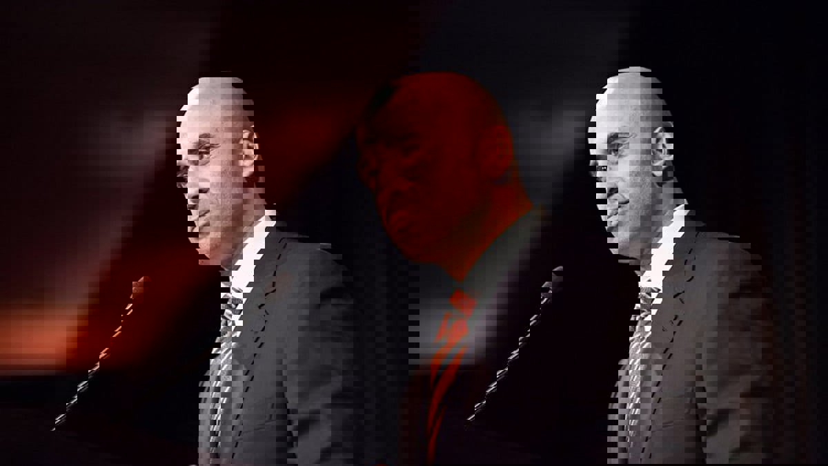 العتيبة: بإمكان بايدن التوصل لاتفاق أفضل بالضغط على إيران