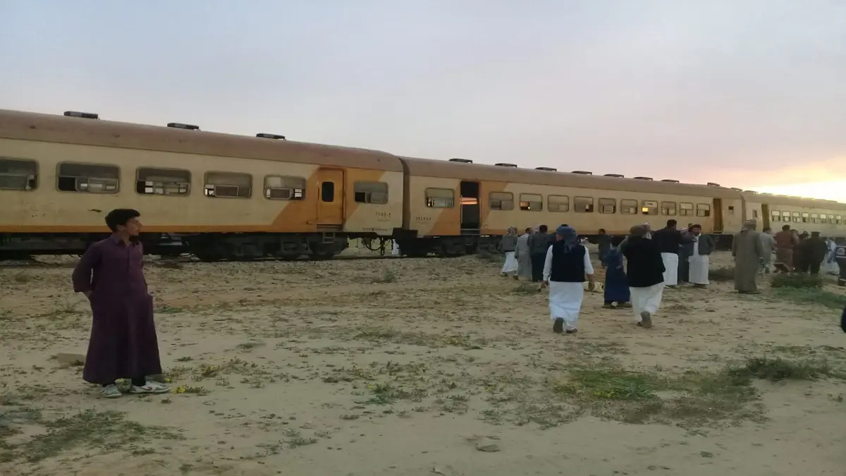 مصر.. مقتل شخص وإصابة 24 في انقلاب قطار ركاب 