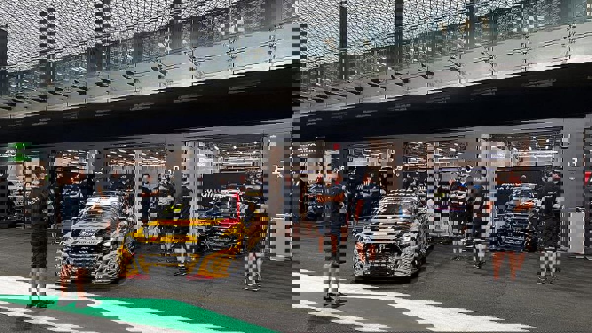 السعودية تستضيف سباق سيارات ليليًا عالميًا جديدًا وعينها على اللقب