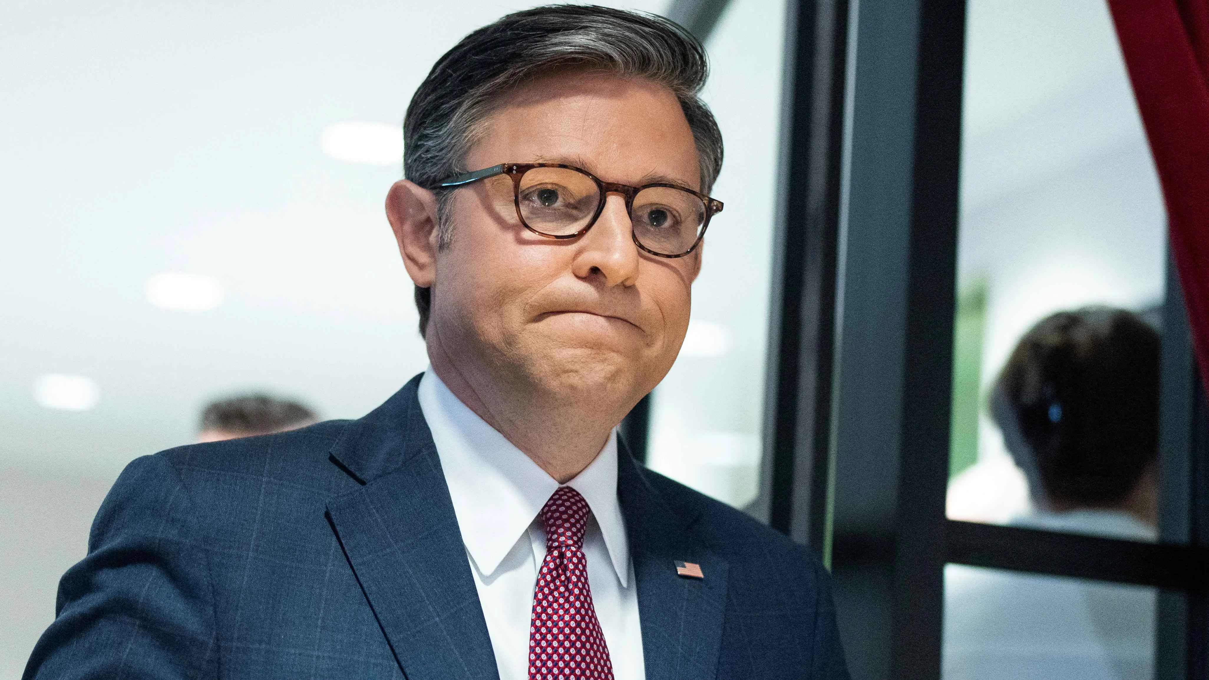 رئيس "النواب" الأمريكي يلتقي زيلينسكي خلال قمة "الناتو"‎