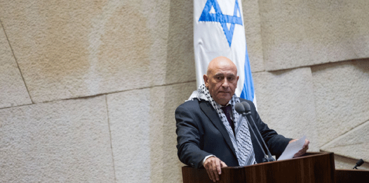 النائب غطاس يوافق على الاستقالة من الكنيست والسجن لمدة عامين