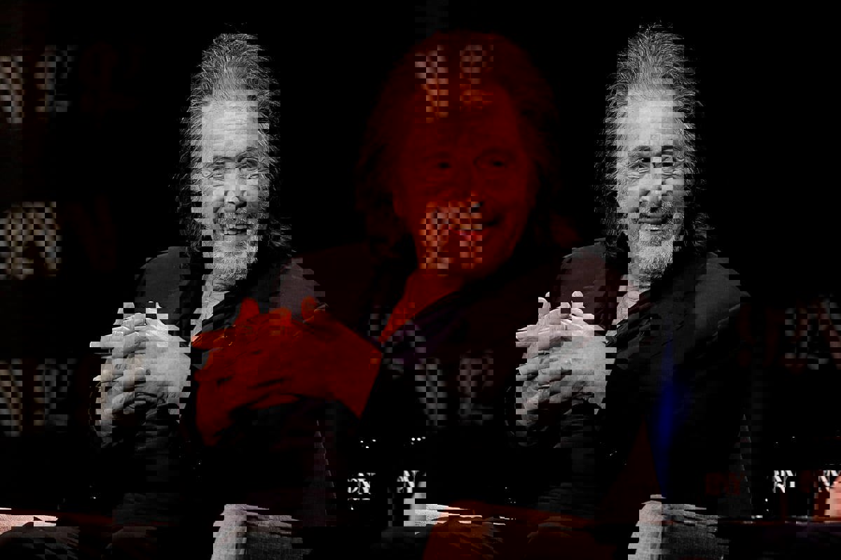 رغم معركتهما القانونية.. آل باتشينو يواعد نور الفلاح (صور)