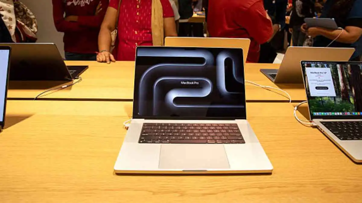 جيل M5 وM6.. خريطة طريق أبل تكشف عن قفزة في الأداء والشبكات