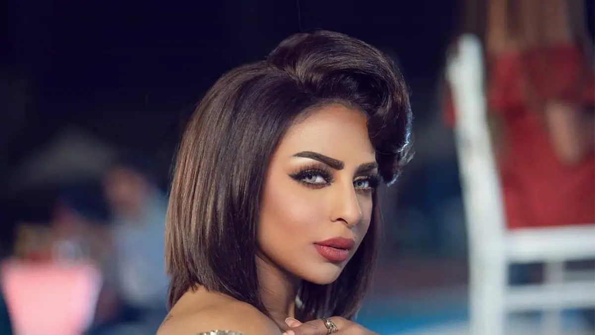 هند البلوشي تبكي على الهواء عند حديثها عن حقيقة خلافها مع مشاري البلام (فيديو)