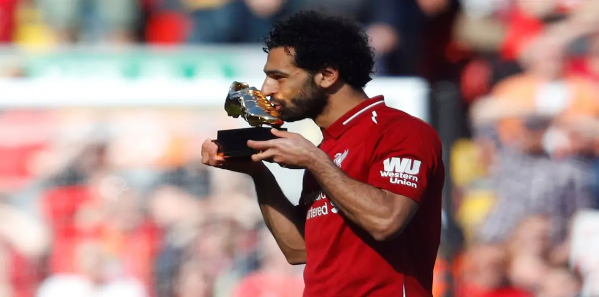 حذاء محمد صلاح ينضم للمقتنيات المصرية بالمتحف البريطاني (صور)