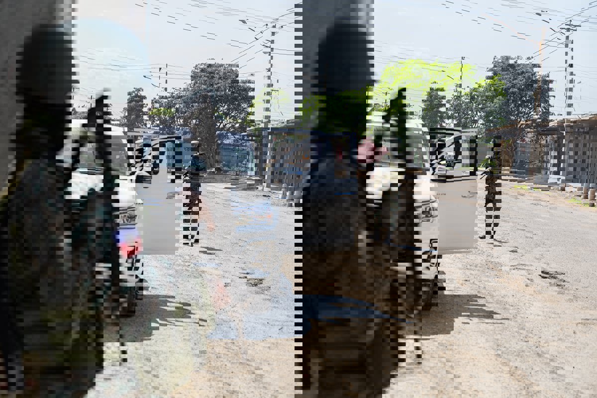 بعد سيطرة العصابات.. استقالة رئيس وزراء هايتي