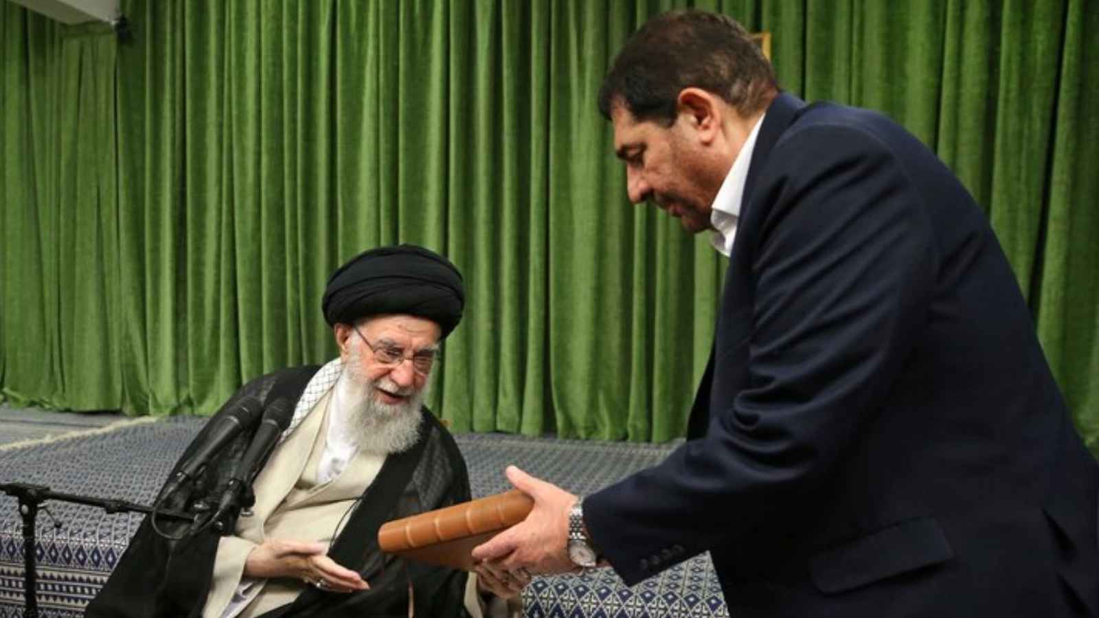 موقع إيراني معارض: "هكذا يدير خامنئي الحرب من مخبئه"